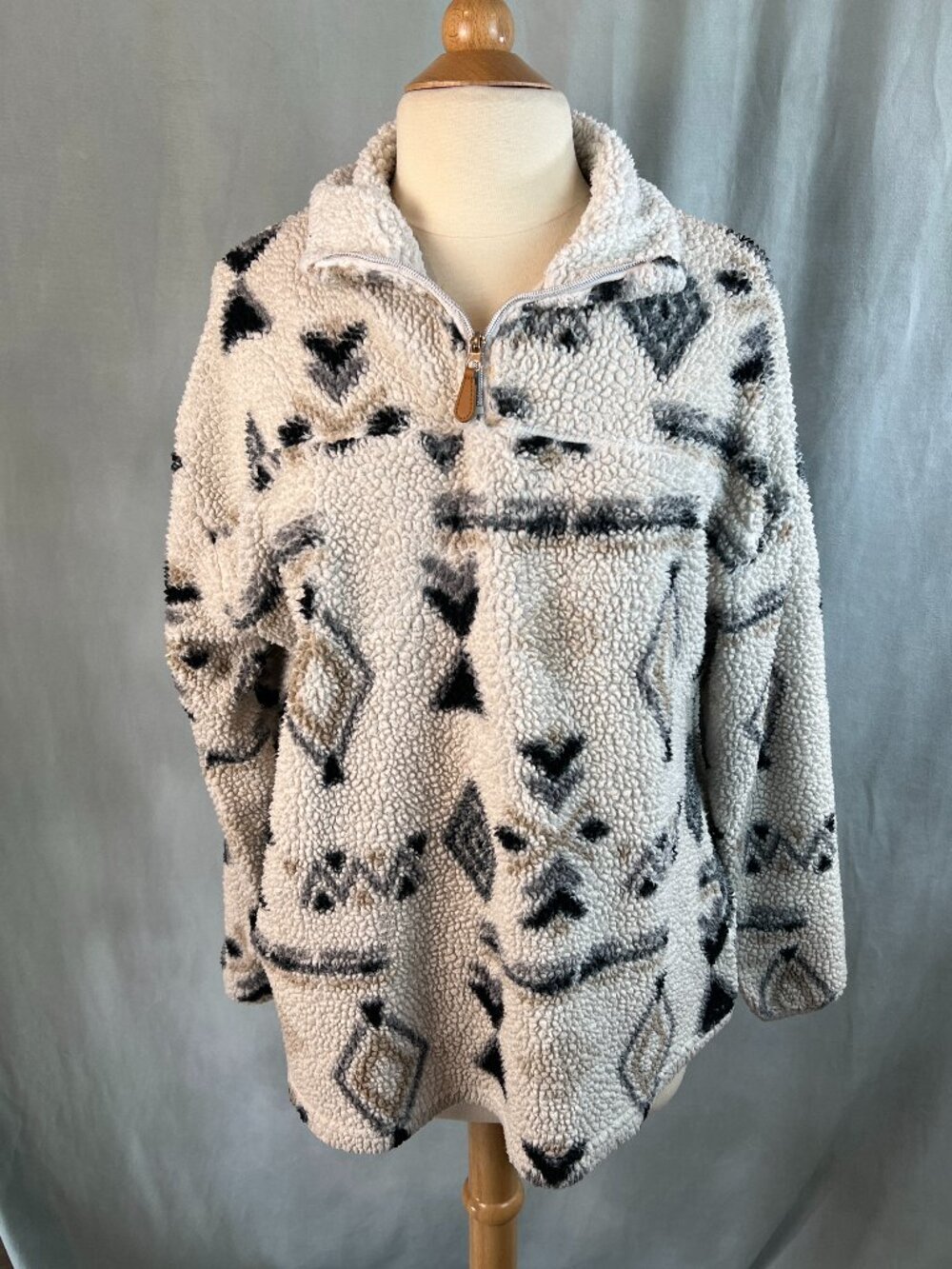 POOF Warm & Cozy 1/4 Zip Mock Neck White Aztec Print Sherpa  Pullover  Size L